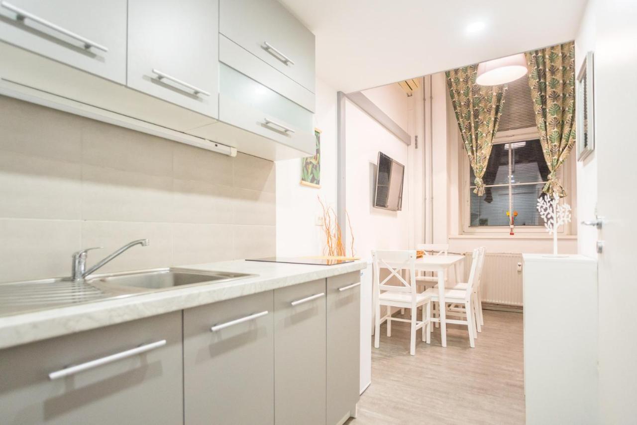 Apartma N'poznam Tobacna Apartament Lublana
